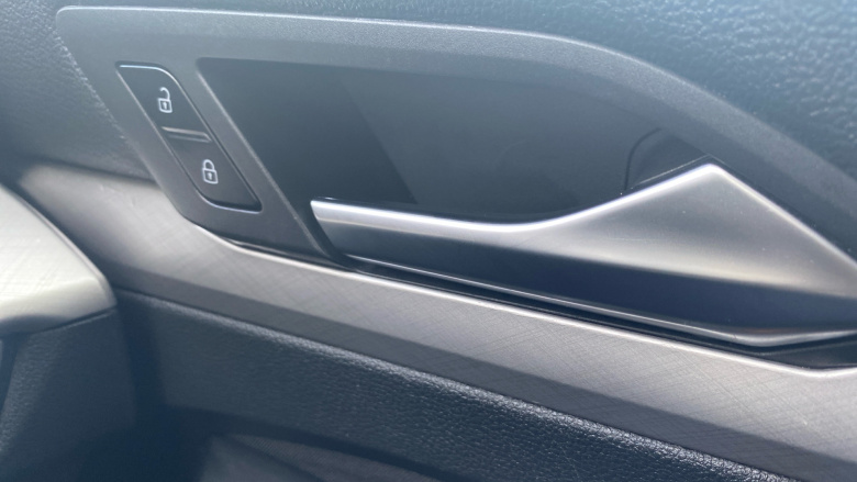 Volkswagen Golf 1.5 TSI 150 Life 5dr Petrol Hatchback